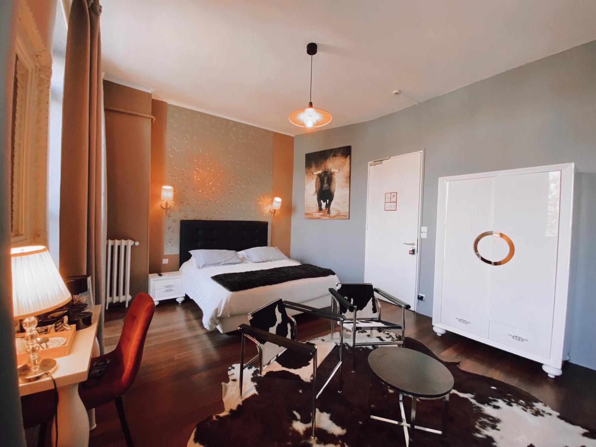 Royal Hotel Νιμ Εξωτερικό φωτογραφία