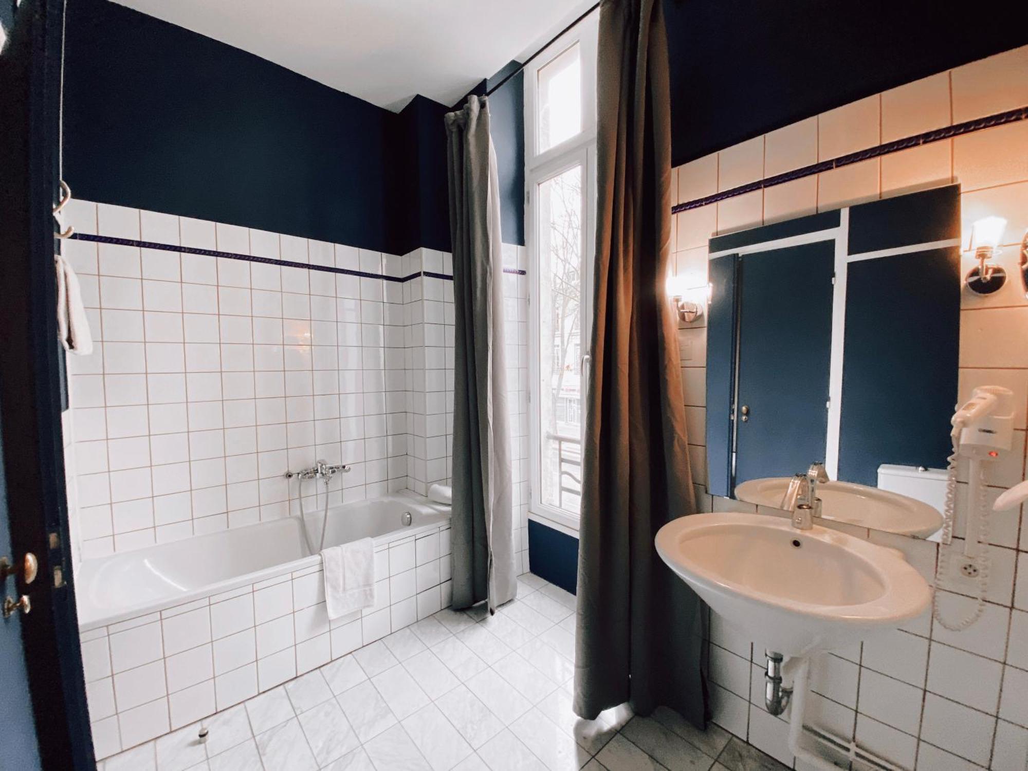 Royal Hotel Νιμ Δωμάτιο φωτογραφία