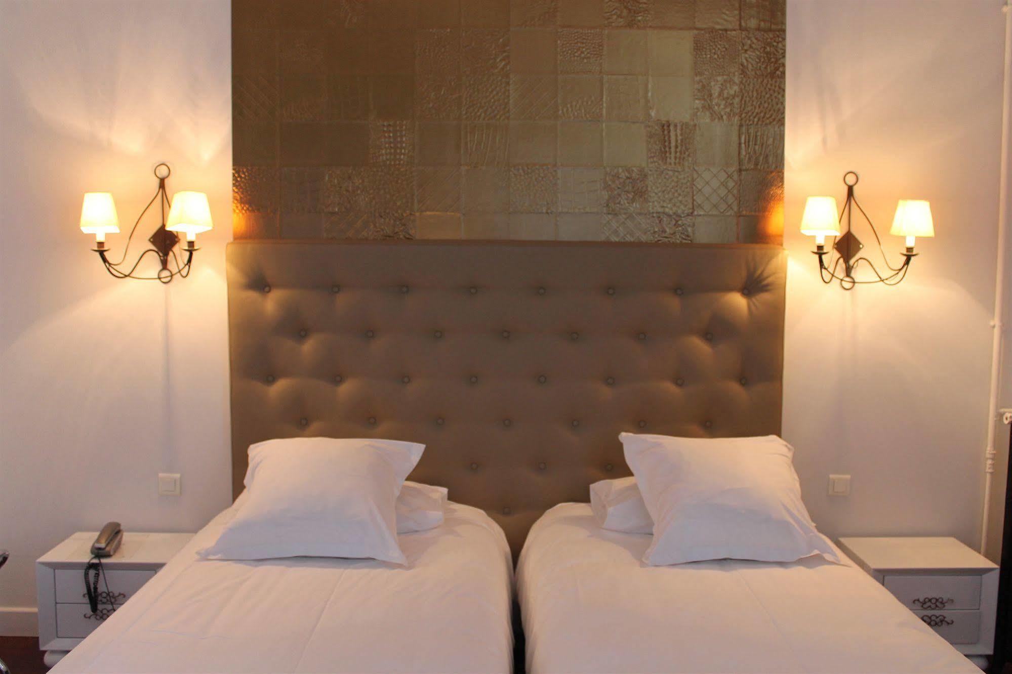 Royal Hotel Νιμ Εξωτερικό φωτογραφία